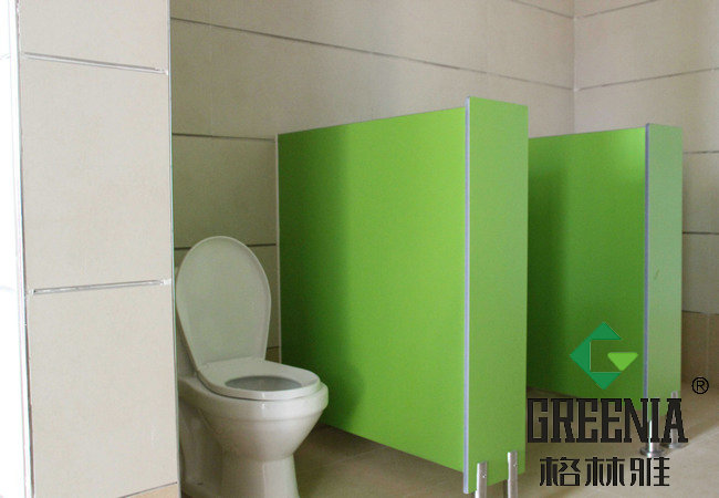 抗倍特衛生間隔斷板多少錢一張?